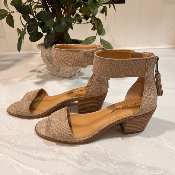 Lucky brand beige sandals - Picture 6 of 16
